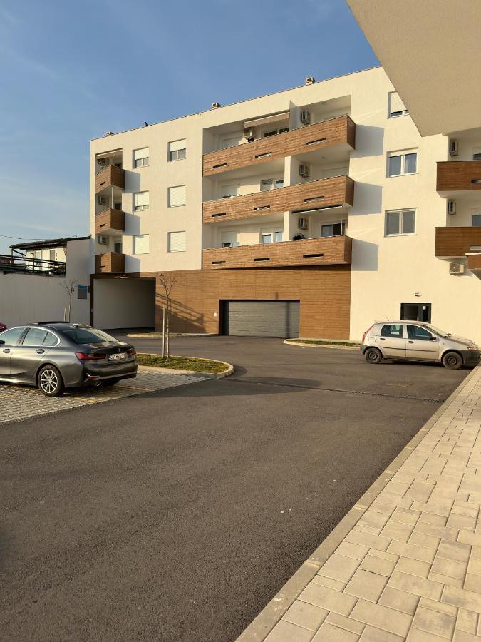 City Rent 1 Osijek Exterior foto